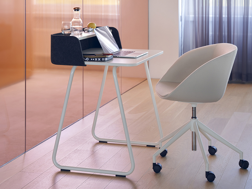 Bureau réglable en hauteur assis debout